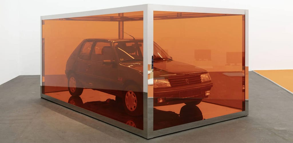 Fotografia diela Rirkrit Tiravanija Untitled 2010 (All the Days on the Autobahn), výstava Hamburger Bahnhof – Nationalgalerie der Gegenwart 2018-2019, foto Thomas Bruns