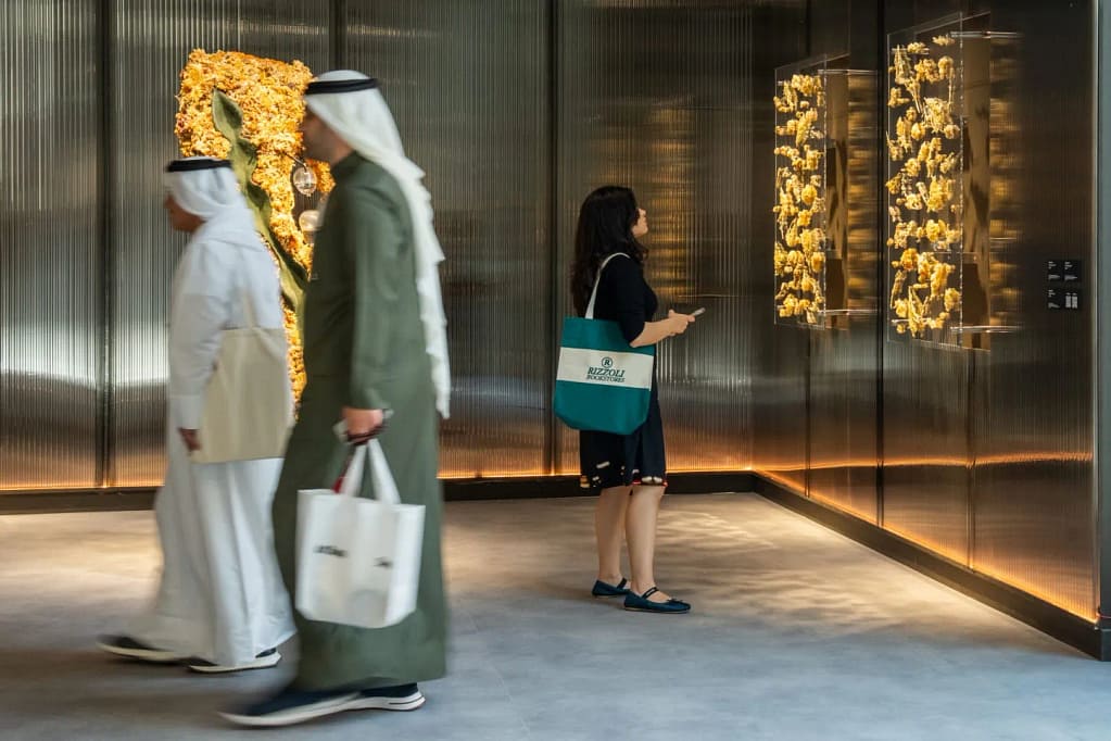 Anicka Yi, Art Basel Qatar 2026, stánok Esther Schipper