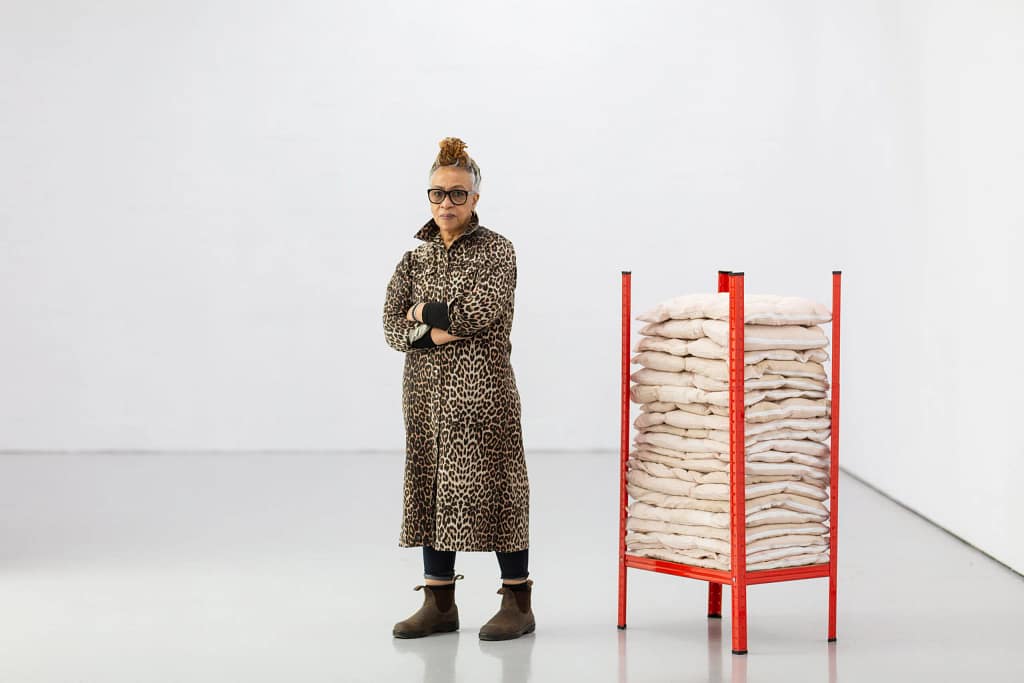 Veronica Ryan umelkyňa portrét skulptúra Along a Spectrum Whitechapel Gallery Londýn výstava 2026