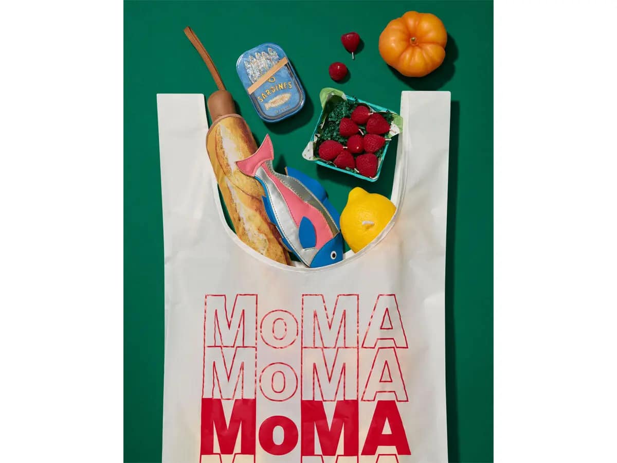 MoMA Mart v New Yorku: Dizajn, ktorý vychádza z regálov supermarketu
