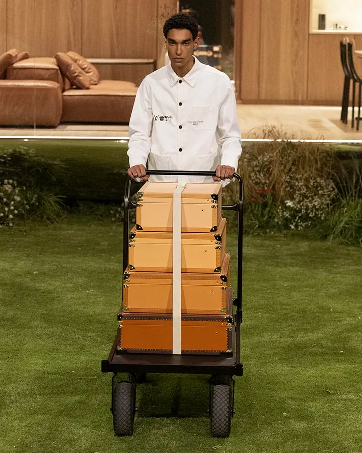 Louis Vuitton Fall–Winter 2026 Men’s Collection: Pharrell Williams a DROPHAUS ako nový model pre módu a priestor